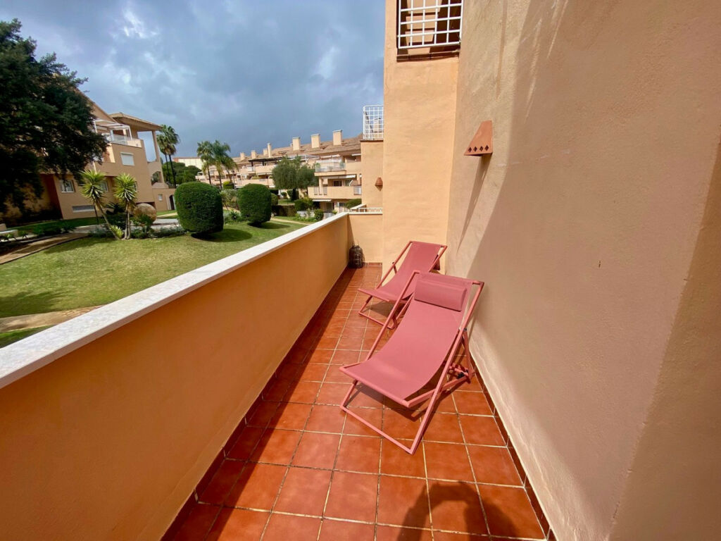 Middle Floor Apartment Marbella Málaga - image 7