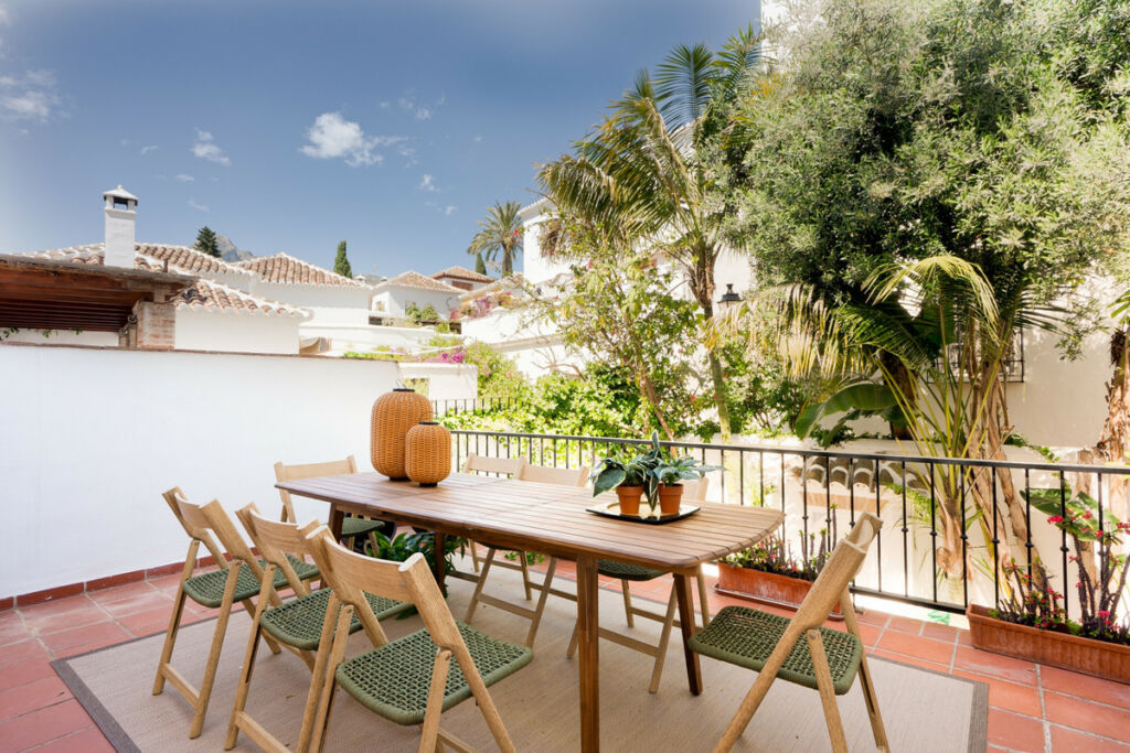 Townhouse The Golden Mile Málaga - image 6