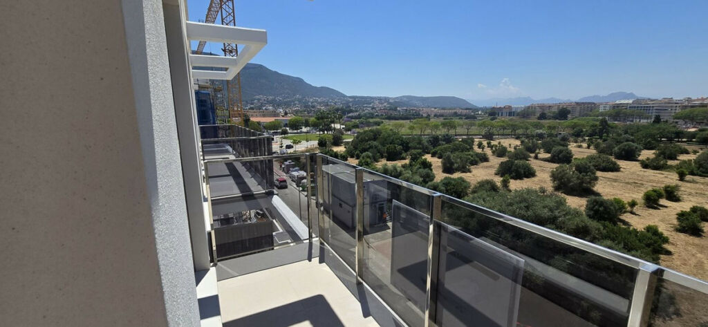 Top Floor Apartment Denia Alicante - image 7