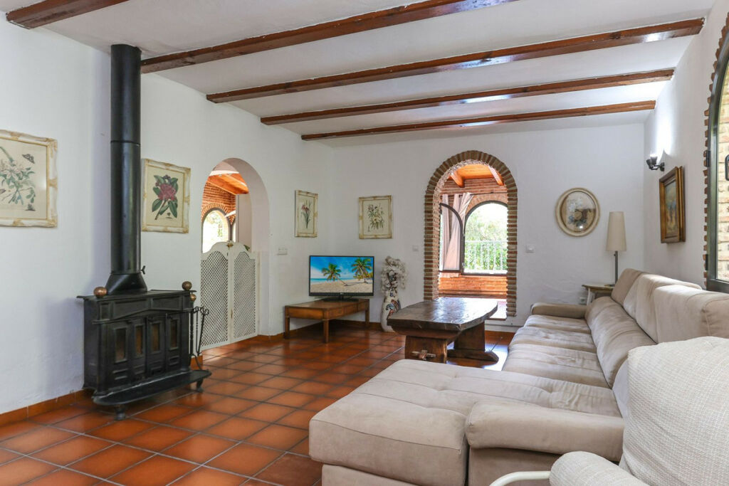 Detached Villa Coín Málaga - image 11