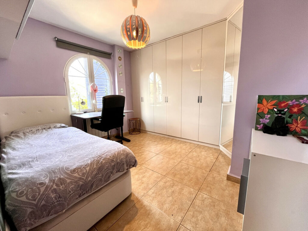 Detached Villa La Zenia Alicante - image 7