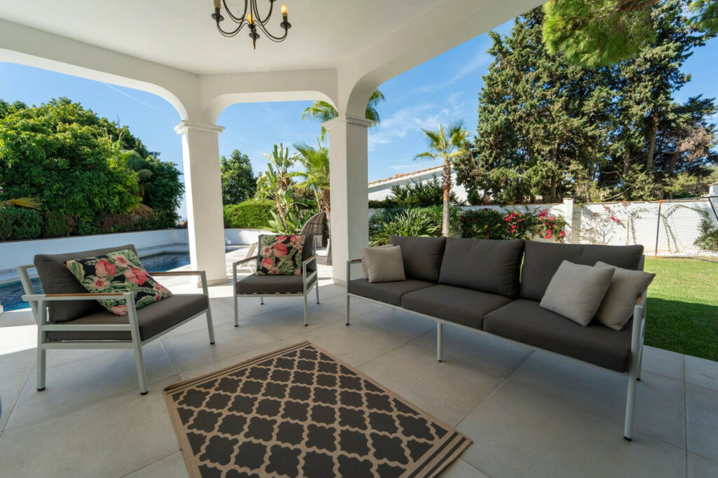 Detached Villa Marbesa Málaga - image 7