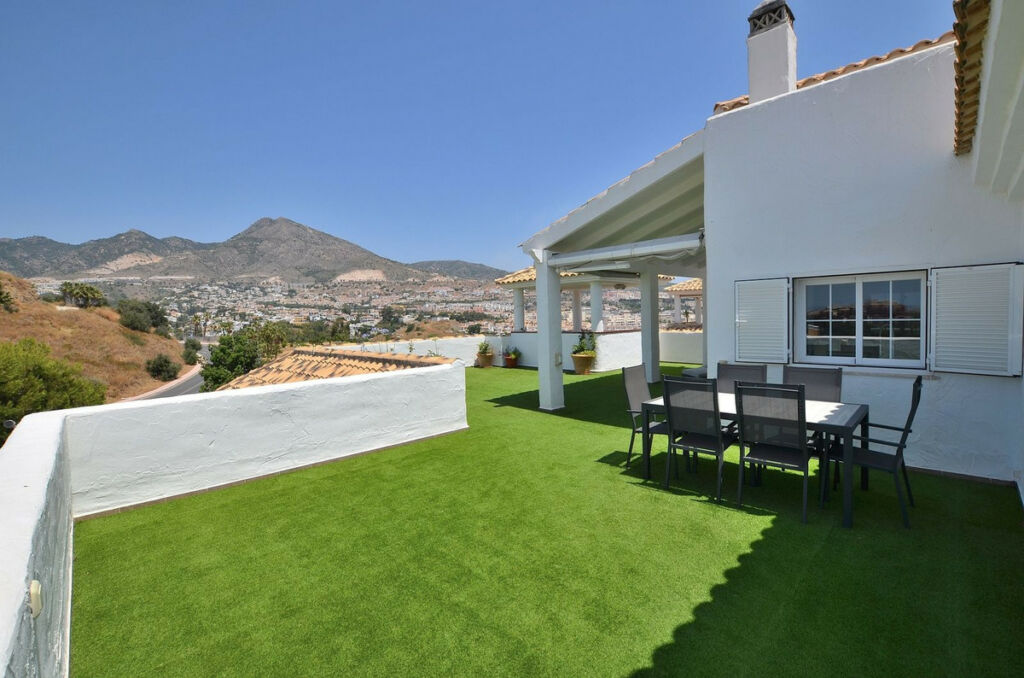 Penthouse Torrequebrada Málaga - image 2