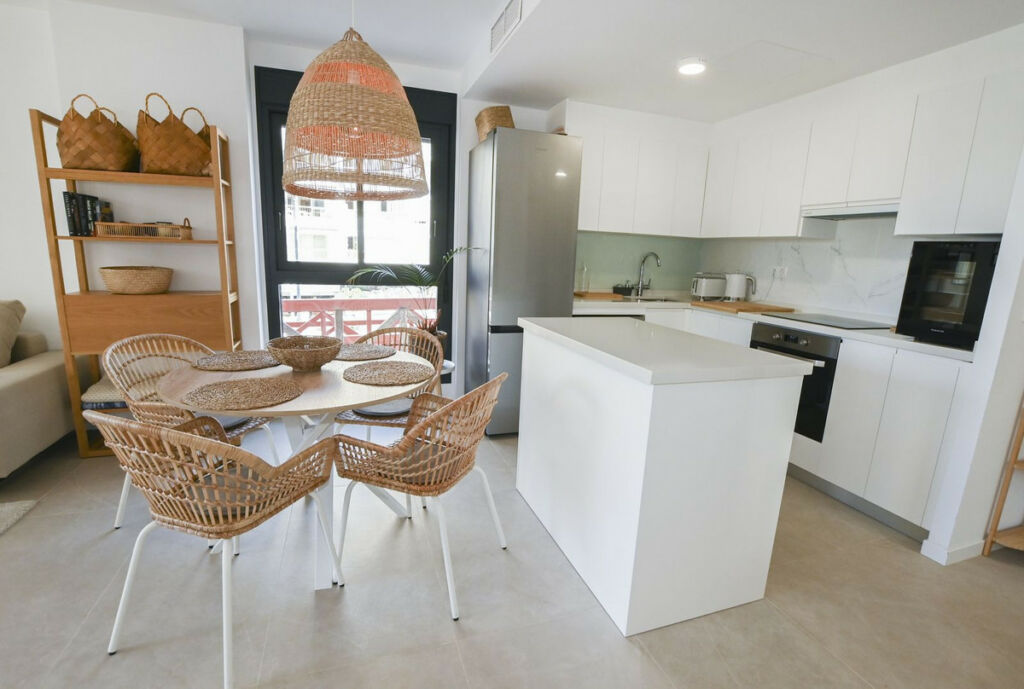 Middle Floor Apartment Calpe Alicante - image 7