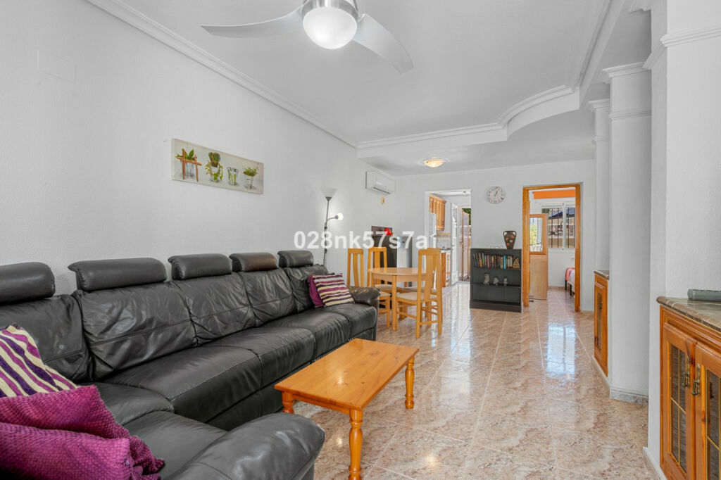 Townhouse La Zenia Alicante - image 7