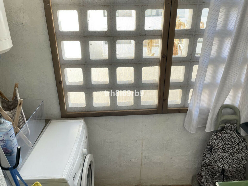 Top Floor Apartment Benavista Málaga - image 7