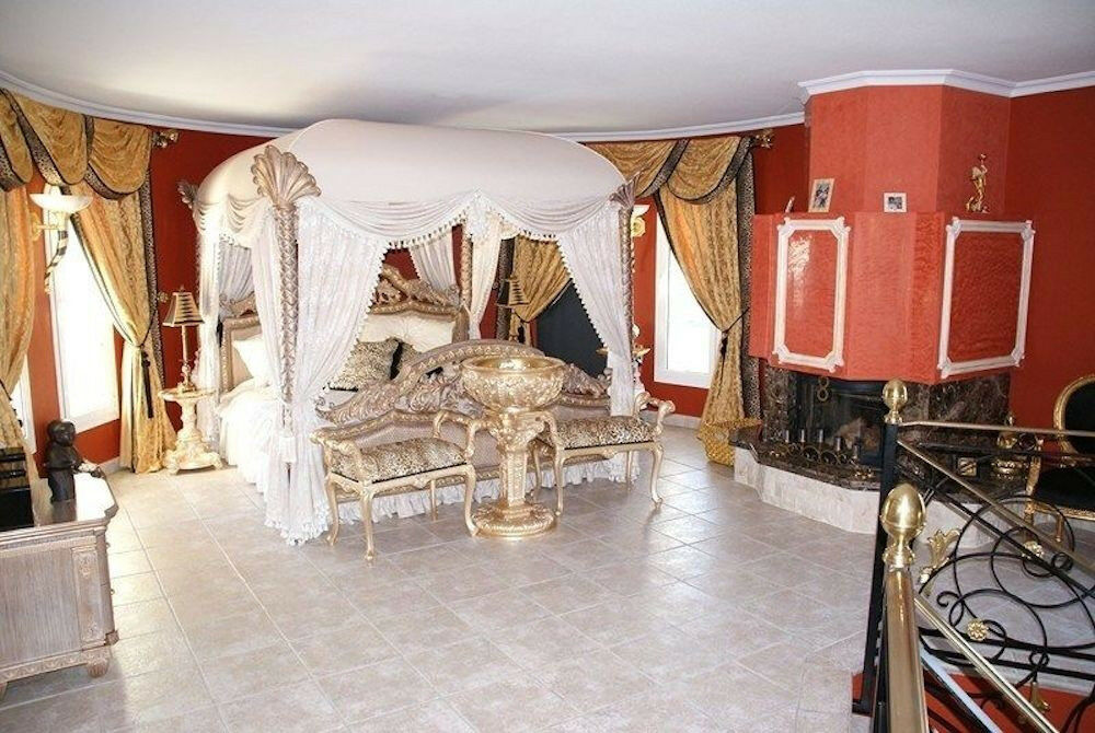 Detached Villa La Nucia Alicante - image 7