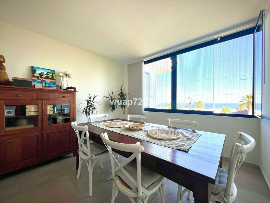 Middle Floor Apartment Estepona Málaga - image 7