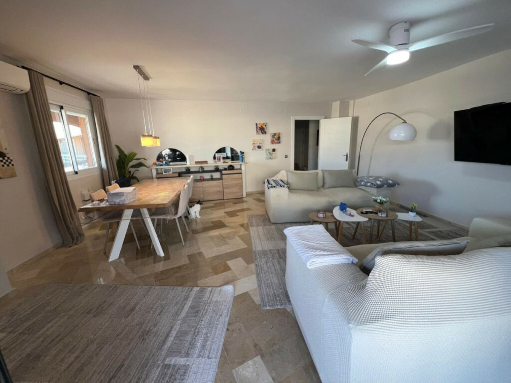 Middle Floor Apartment Marbella Málaga - image 7