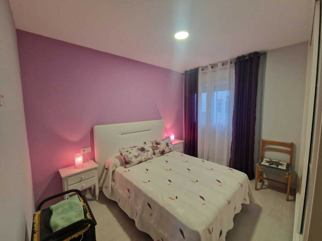 Middle Floor Apartment Torrevieja Alicante - image 7