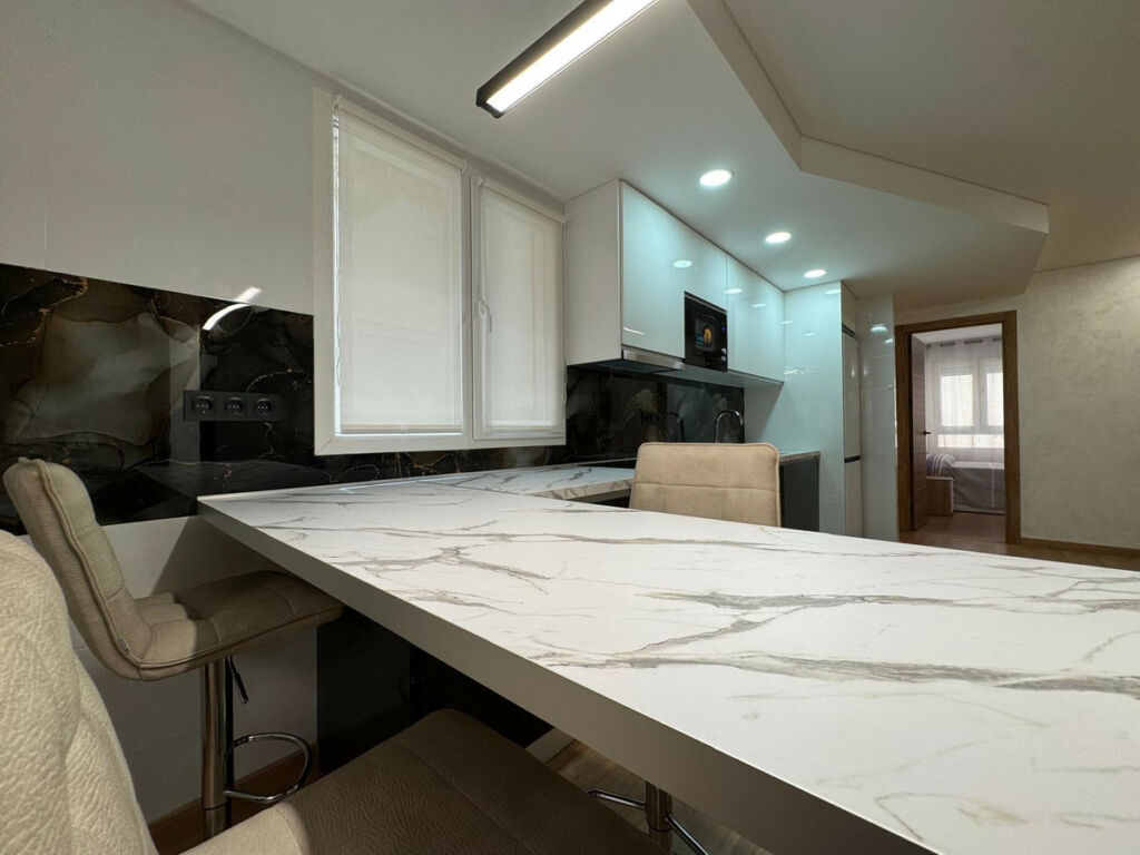 Middle Floor Apartment Torrevieja Alicante - image 7