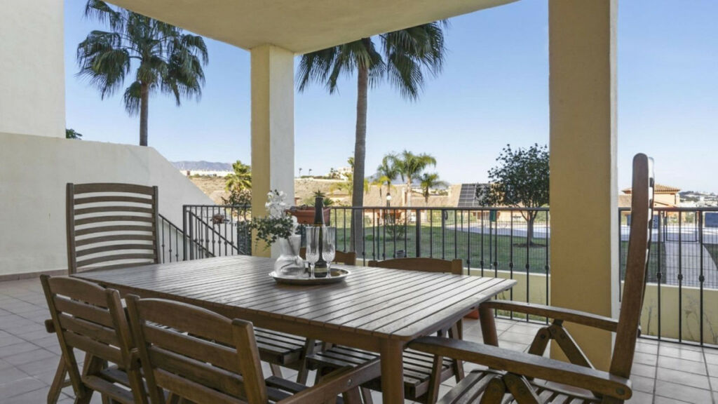 Ground Floor Apartment La Cala Málaga - image 7