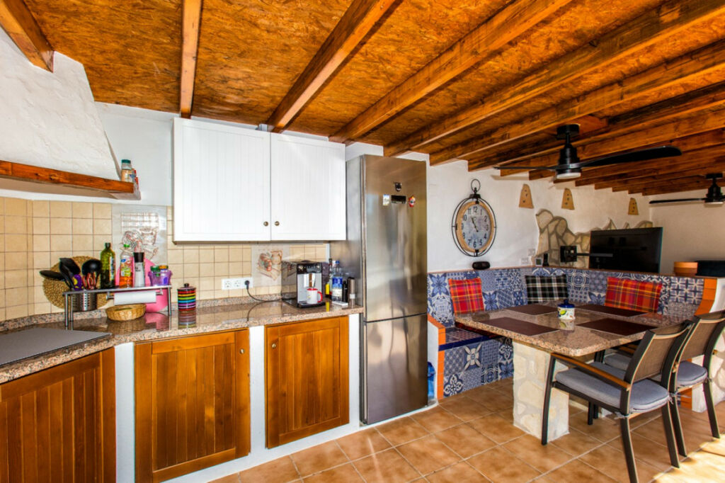 Detached Villa Benissa Alicante - image 8