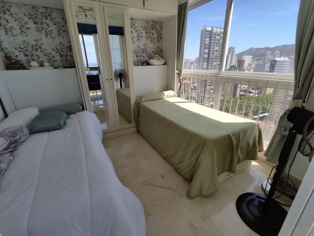 Middle Floor Apartment Benidorm Alicante - image 7