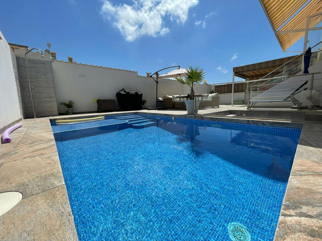 Bungalow Orihuela Costa Alicante - image 7