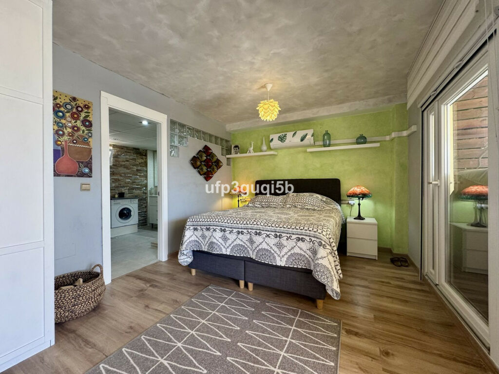 Middle Floor Apartment Torrequebrada Málaga - image 7