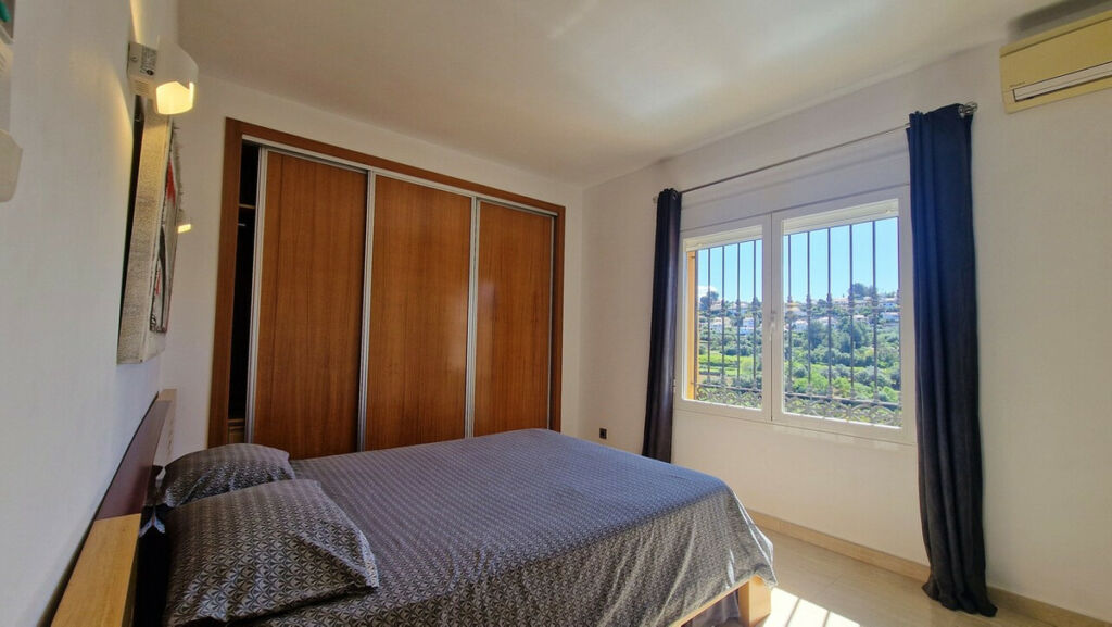 Detached Villa Orba Alicante - image 7