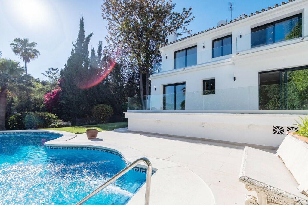 Detached Villa Marbella Málaga - image 7