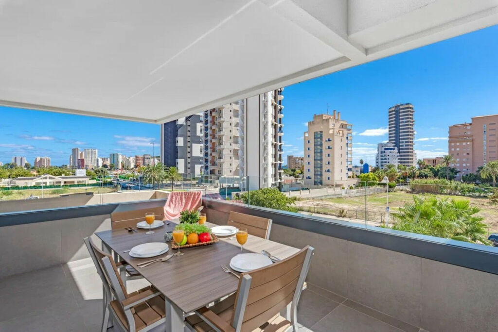 Middle Floor Apartment Calpe Alicante - image 7