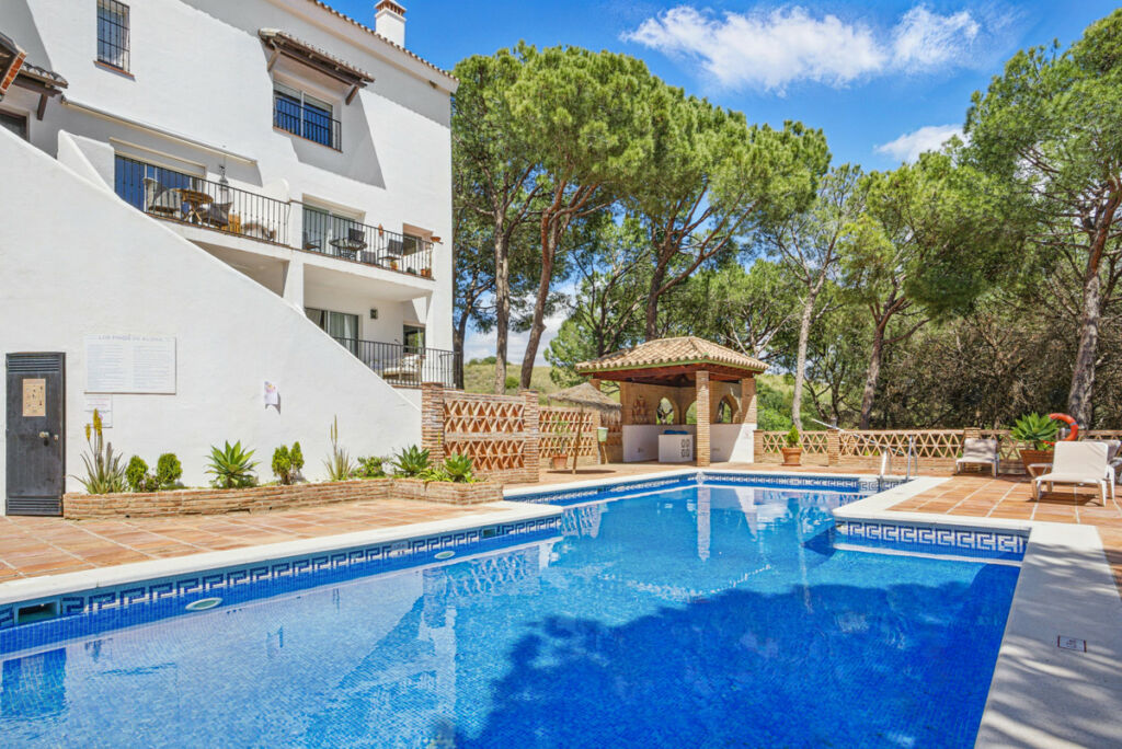 Penthouse Duplex Nueva Andalucía Málaga - image 7