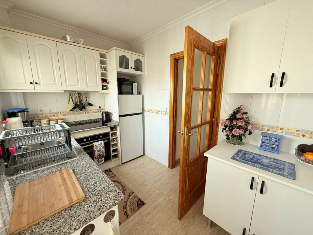 Townhouse Daya Nueva Alicante - image 7