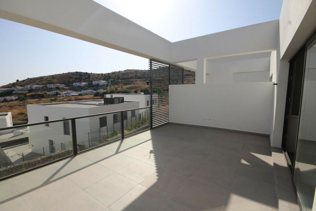 Semi-Detached House Riviera del Sol Málaga - image 7
