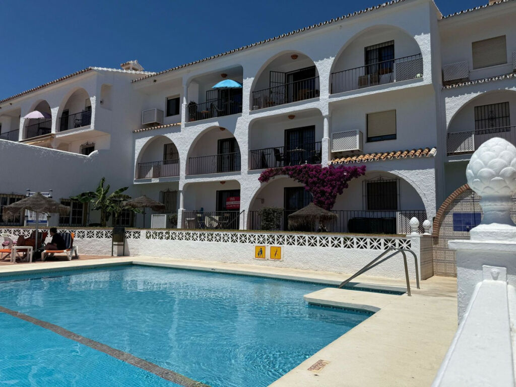 Ground Floor Apartment El Chaparral Málaga - image 9