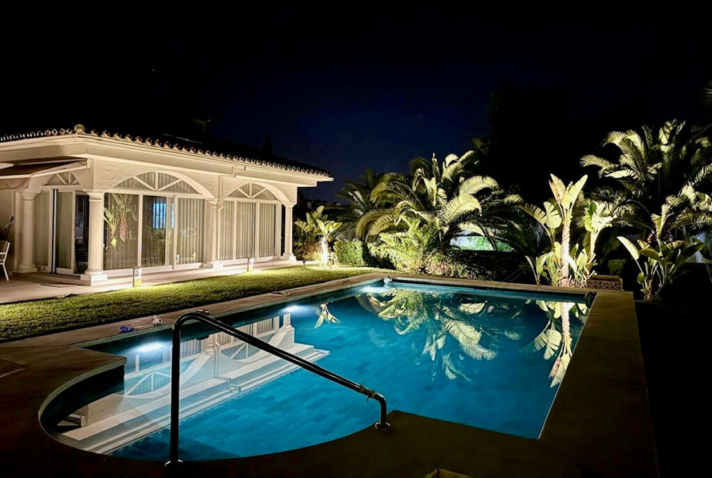 Detached Villa Marbella Málaga - image 70