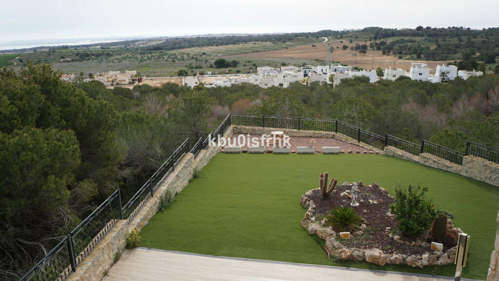 Detached Villa San Miguel de Salinas Alicante - image 74