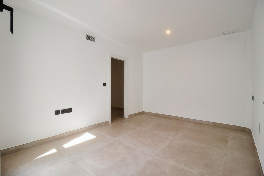 Middle Floor Apartment Fuengirola Málaga - image 75