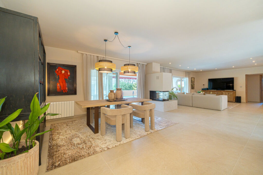 Detached Villa Denia Alicante - image 8