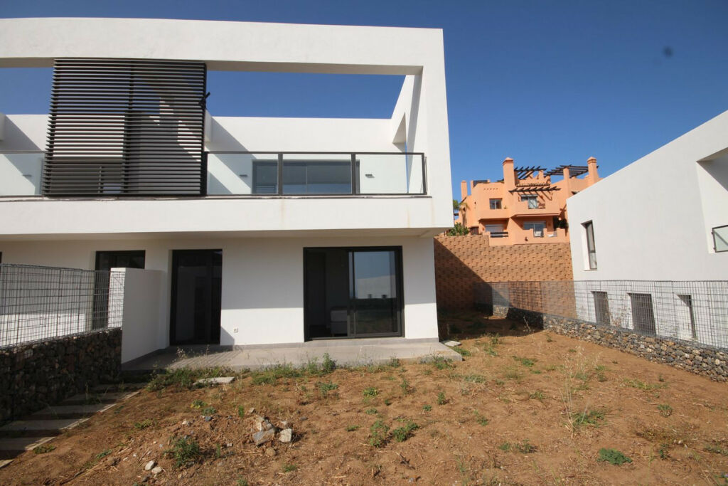 Semi-Detached House Riviera del Sol Málaga - image 8