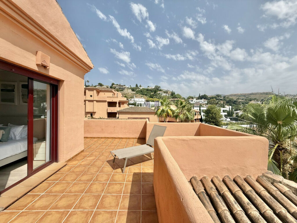 Penthouse Duplex Benahavís Málaga - image 8