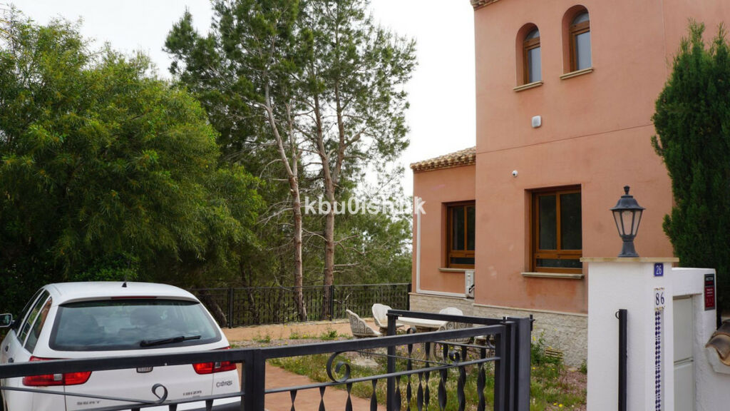 Detached Villa San Miguel de Salinas Alicante - image 8