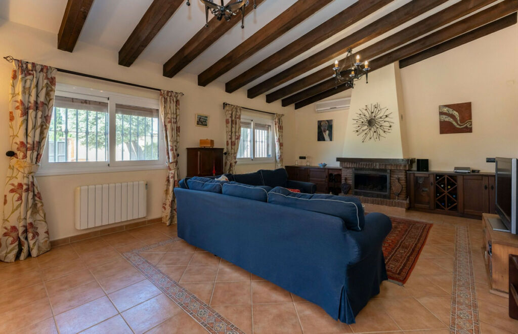 Detached Villa Alhaurín el Grande Málaga - image 2