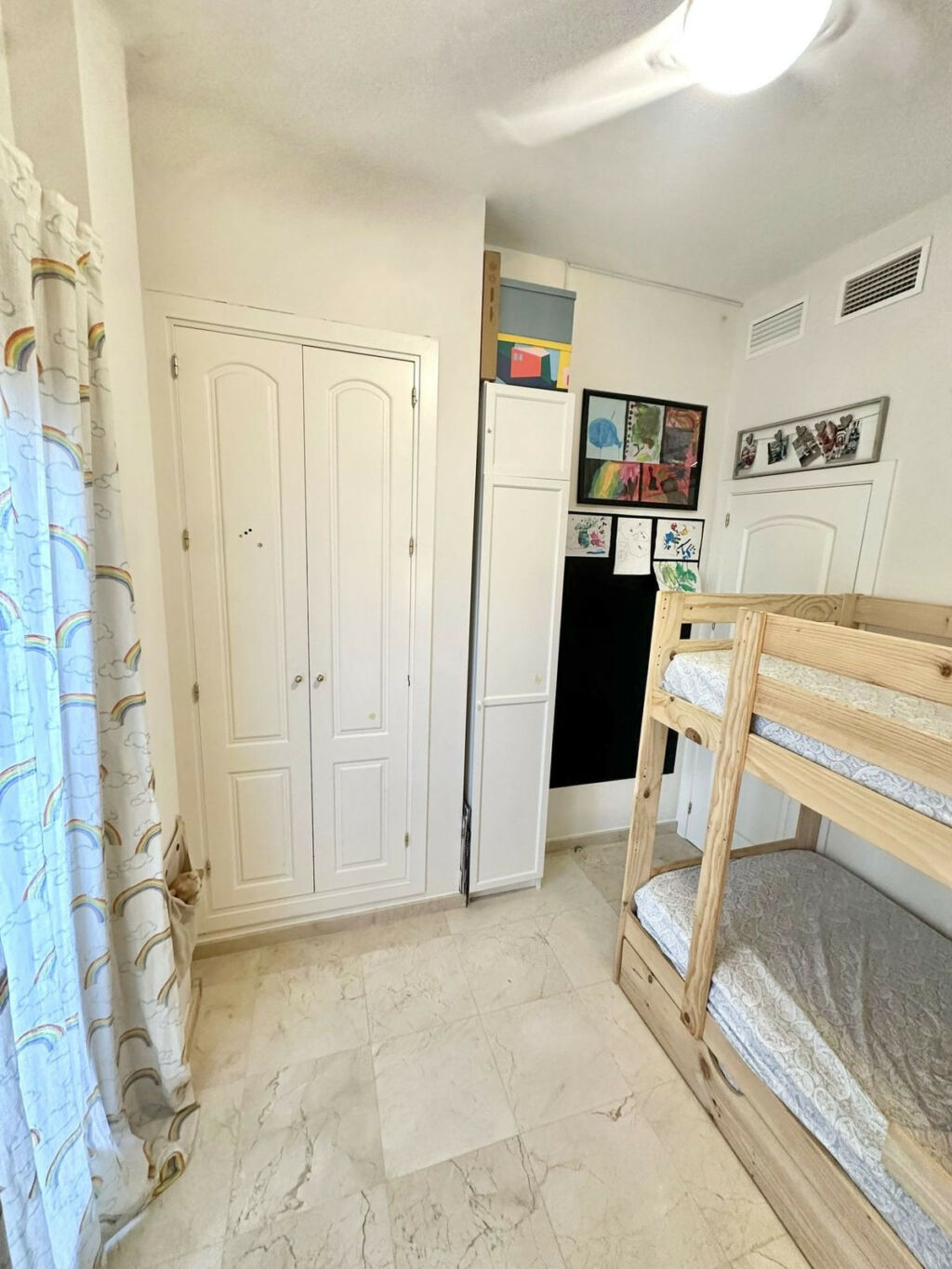 Middle Floor Apartment Benahavís Málaga - image 8