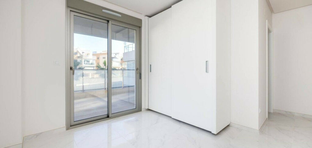 Middle Floor Apartment Los Dolses Alicante - image 8