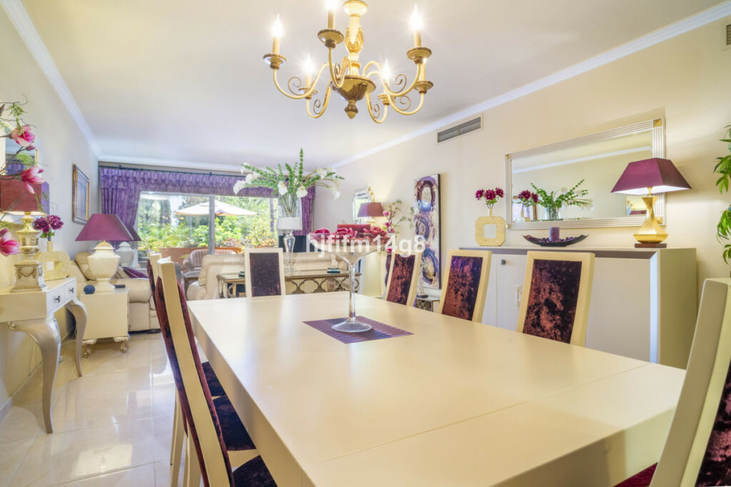 Ground Floor Apartment Puerto Banús Málaga - image 8