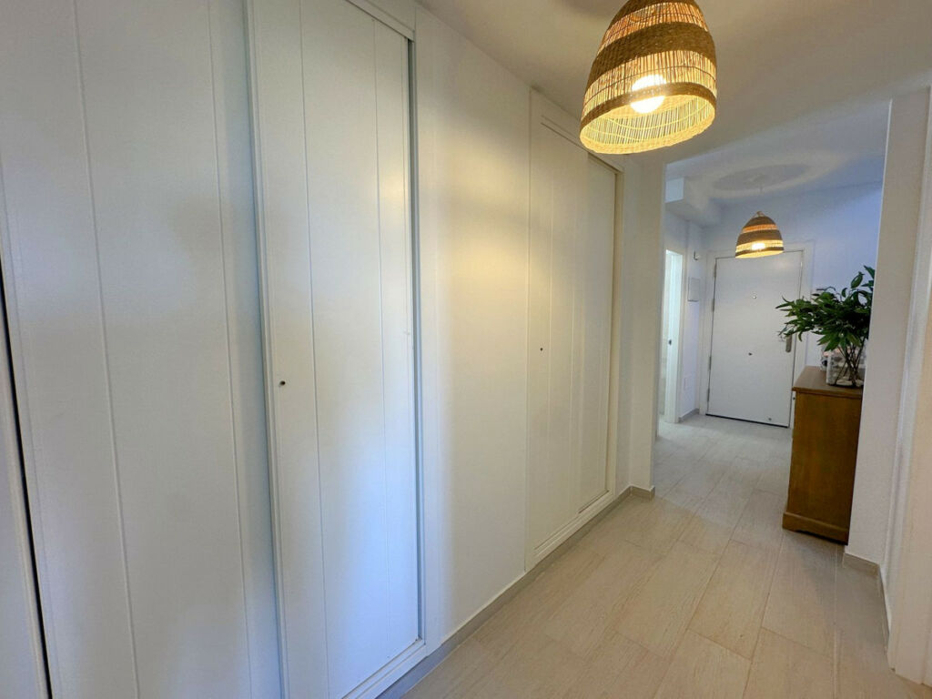 Penthouse Estepona Málaga - image 11