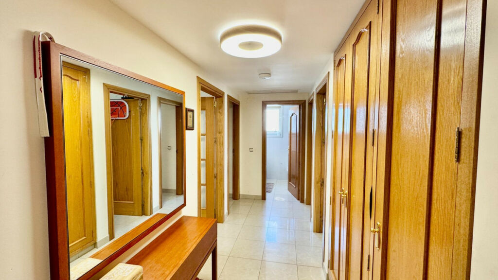 Middle Floor Apartment Villajoyosa Alicante - image 8