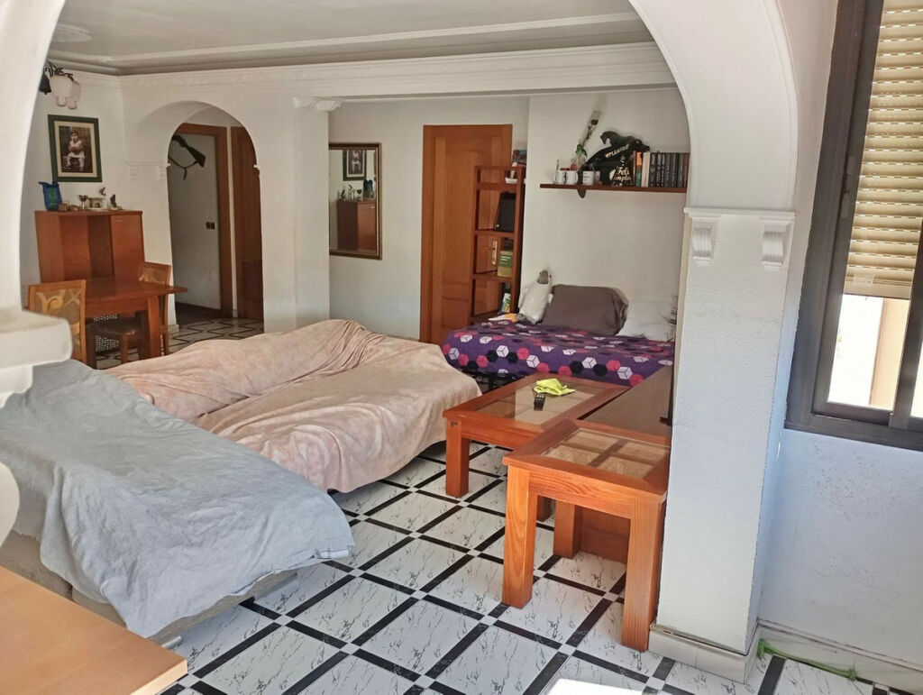Middle Floor Apartment Los Boliches Málaga - image 8