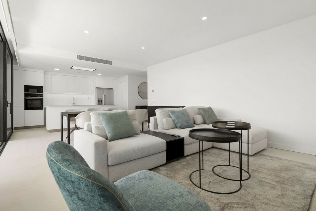 Middle Floor Apartment Fuengirola Málaga - image 9
