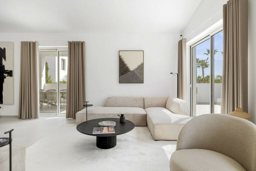 Detached Villa Casares Playa Málaga - image 8