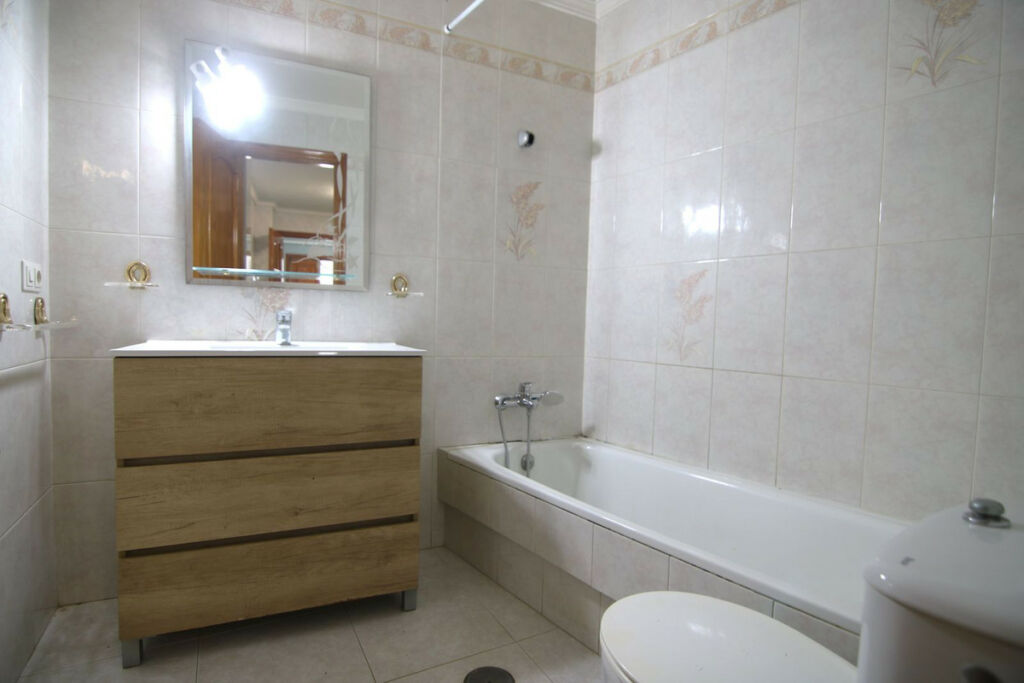 Semi-Detached House Coín Málaga - image 8