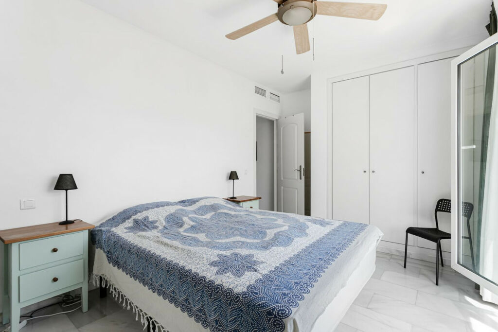 Top Floor Apartment Torrequebrada Málaga - image 8