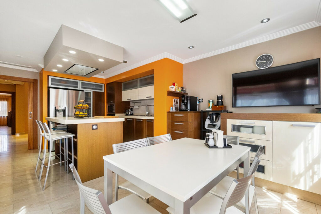 Detached Villa Orihuela Alicante - image 8