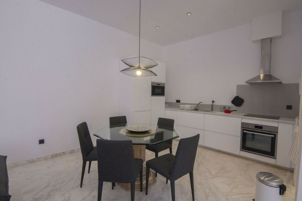 Ground Floor Apartment La Mairena Málaga - image 8