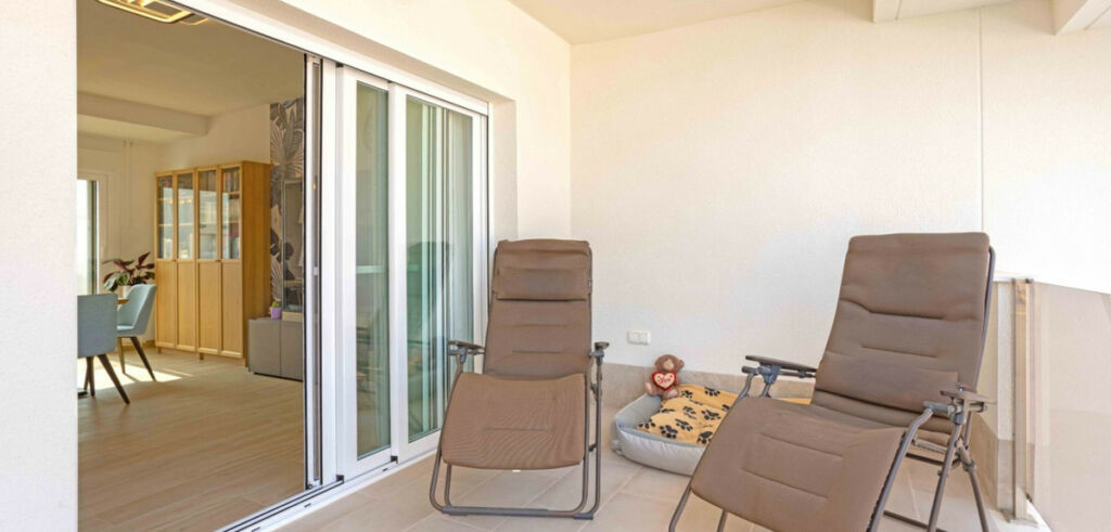 Penthouse Villamartin Alicante - image 8