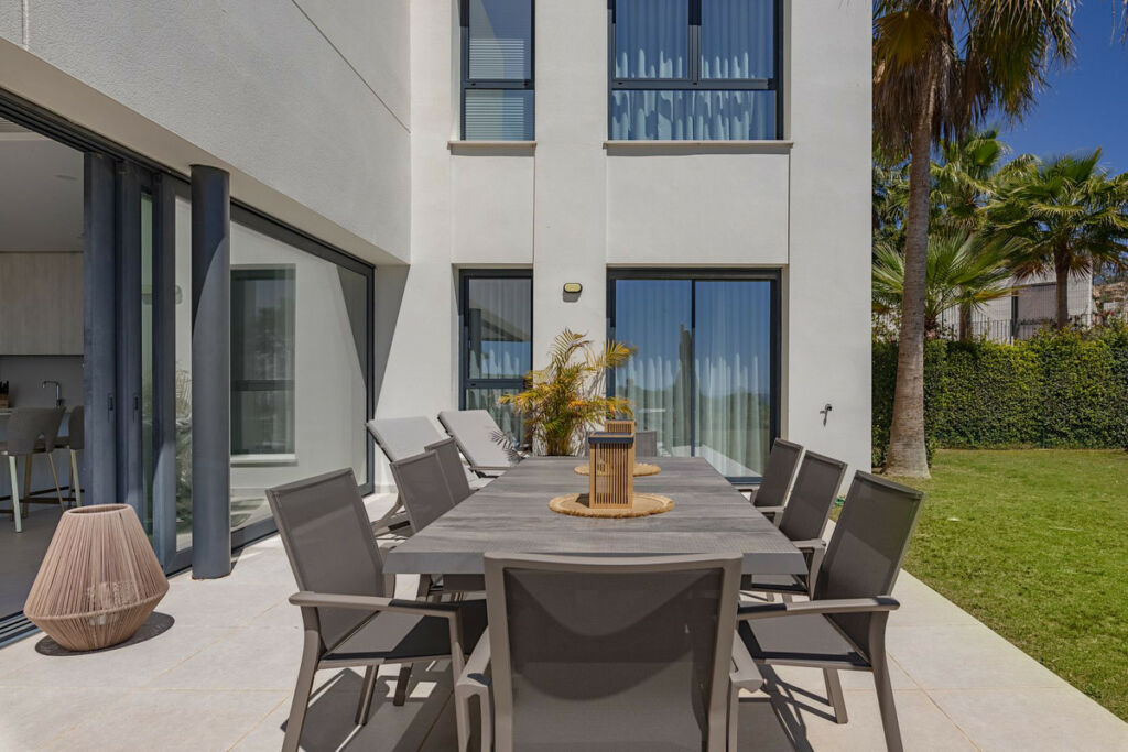 Semi-Detached House Casares Playa Málaga - image 8