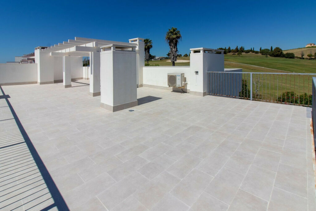 Penthouse Casares Málaga - image 8